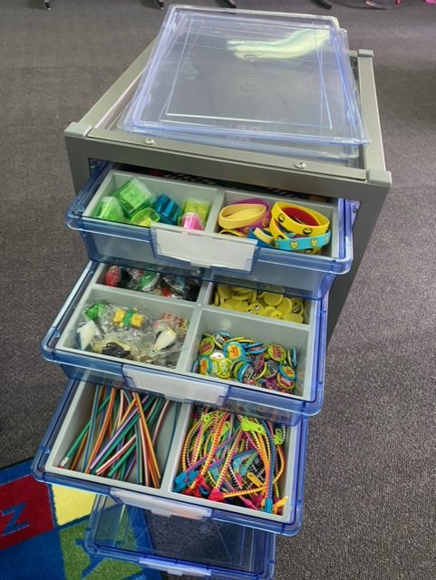 Storage example using StorTray Dividers